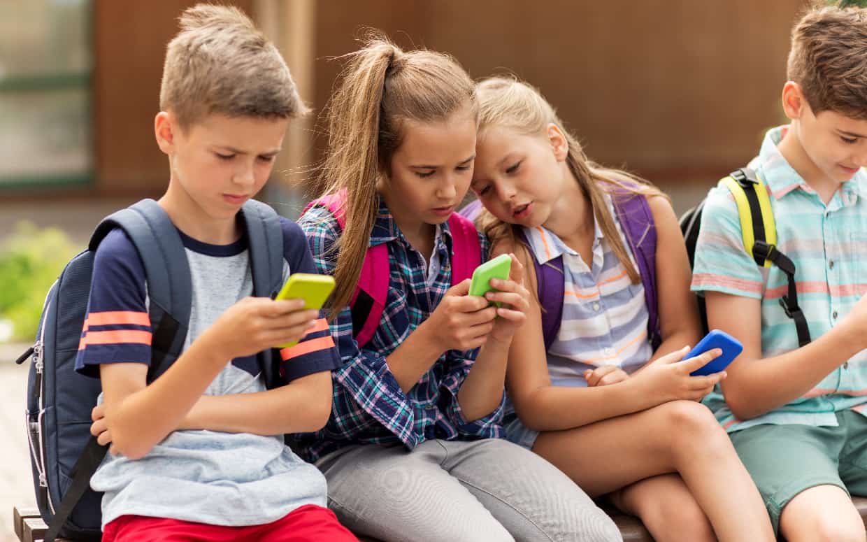 kids with mobile phones kids with mobile phones
