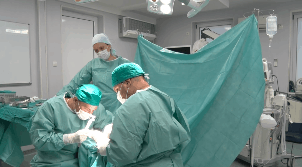 Operacija čukljeva - Atlas opšta bolnica Operacija čukljeva - Atlas opšta bolnica