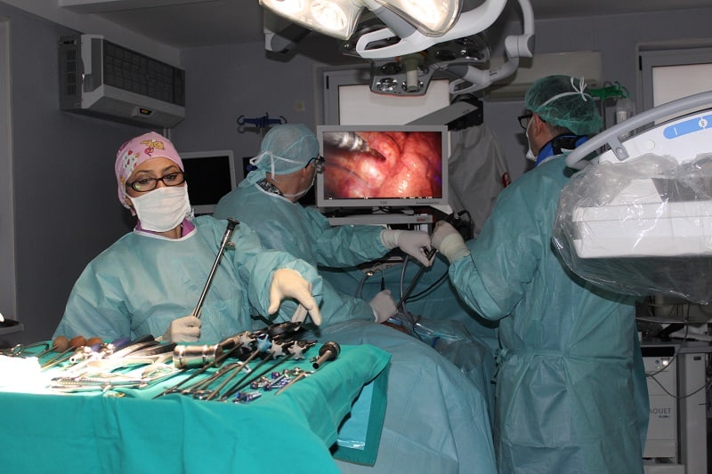 Sandra Dabić - scrub nurse Sandra Dabić - scrub nurse